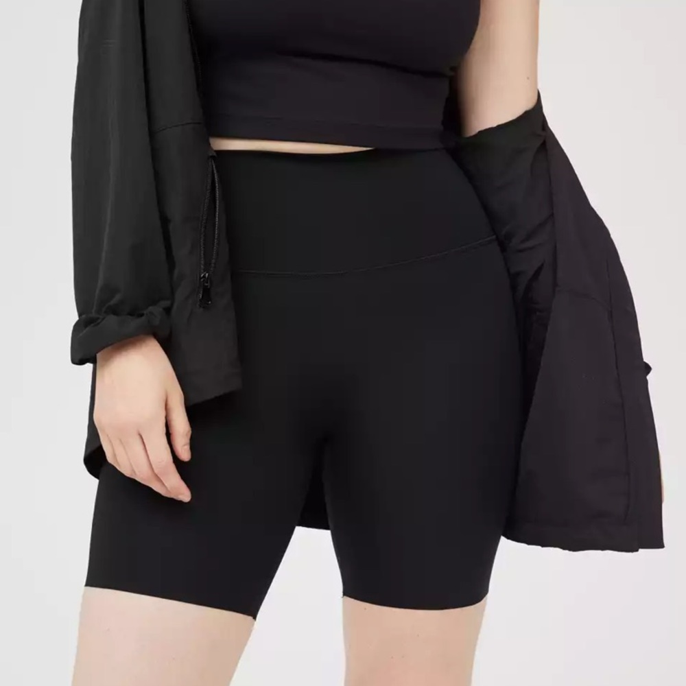 NWT Aerie Offline Goals 7” Biker Shorts